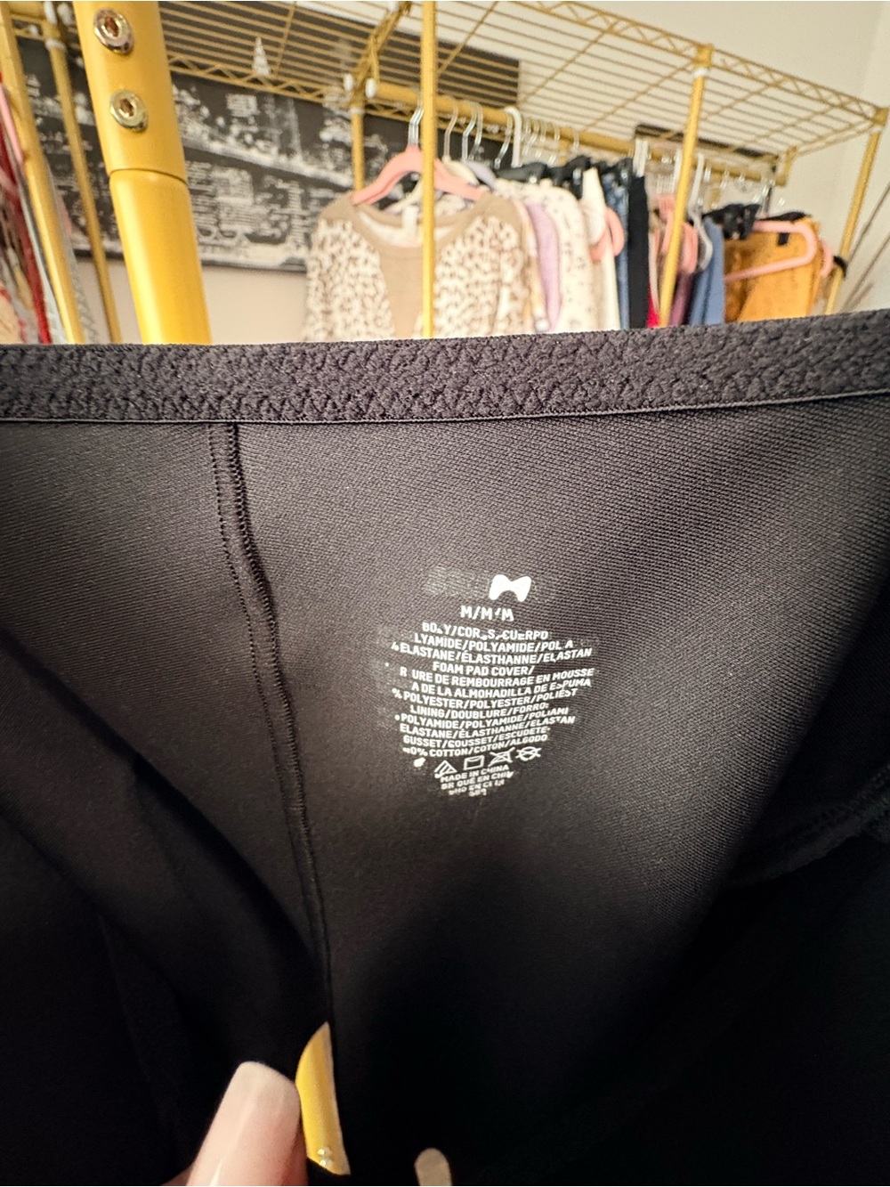 SKIMS Black Seamless Push Up Shaping Bodysuit - Picture 2 of 5